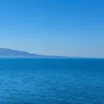 4 Seasons Sea View Апартаменты