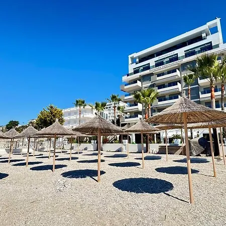 4 Seasons Sea View *