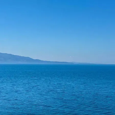 4 Seasons Sea View Apartament