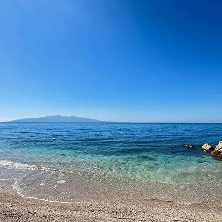 4 Seasons Sea View