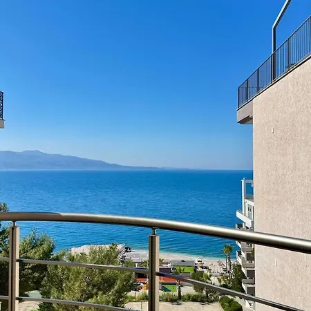 4 Seasons Sea View Appartement *