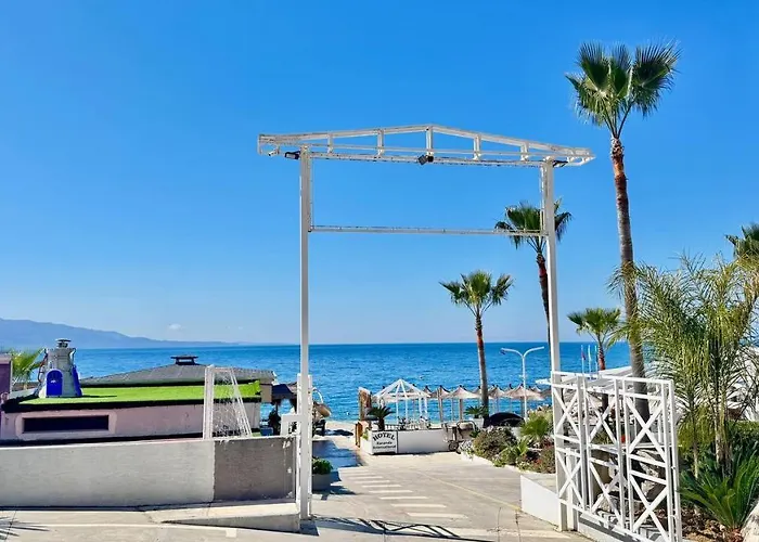 4 Seasons Sea View Appartement Saranda