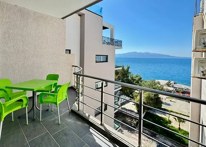 4 Seasons Sea View Saranda